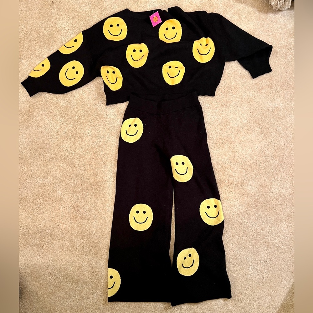Dressed in LALA smiley set.